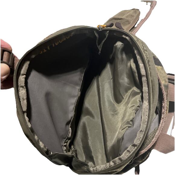 BROWNING Lookout 12 L Camo Fanny Pack Lightweight Military Hunting Camping Rare - Picture 6 of 9